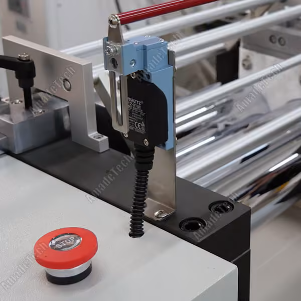 E-stop button & stop bar
